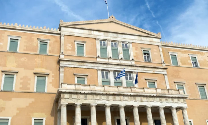 ‘Tërmet’ në politikën greke/ Ish-kryeministri jep dorëheqjen nga mandati i deputetit: Nuk dua të jem pjesë e…