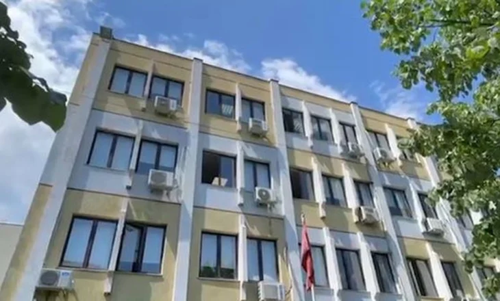 Tjetërsimi i pronave/ Aksion në Lezhë, lëshohen 10 urdhër-arreste, mes tyre zyrtarë dhe efektivë