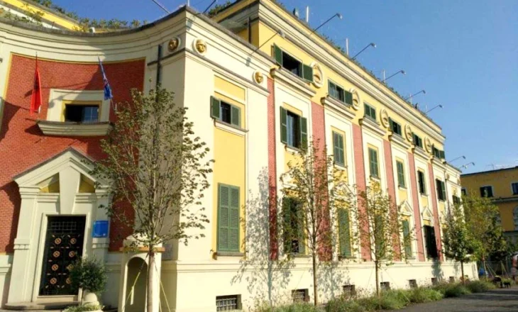 Trazohet politika, ja skenarët pas vendimit të Kushtetueses, kur mund të ketë zgjedhje në Bashkinë e Tiranës, çfarë…
