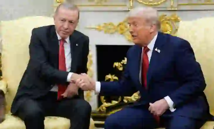 Trump telefonon Erdogan për Gazën, thirrje për bashkëpunim dhe paqe në rajon
