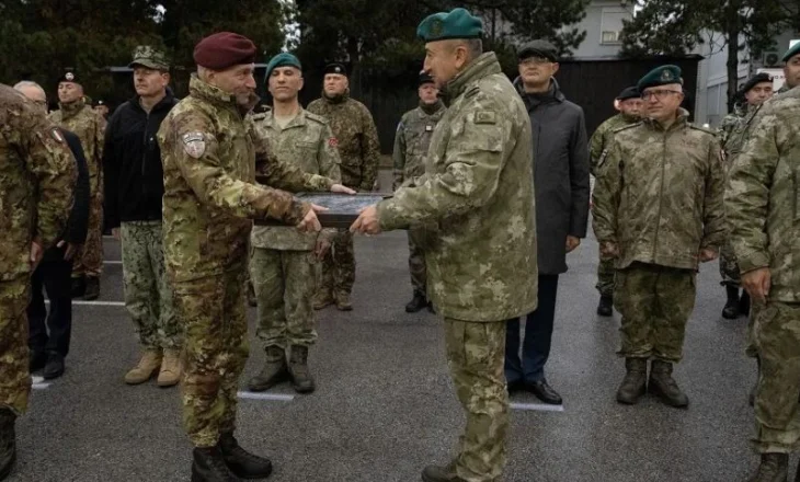 Turqia “rimerr” kontrollin e sigurisë në Kosovë! Gjenerali turk komandant i KFOR
