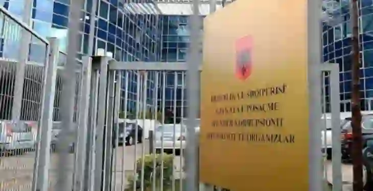U ekstradua nga Spanja, GJKK konfirmon masën e arrestit për Juxhin Kokën