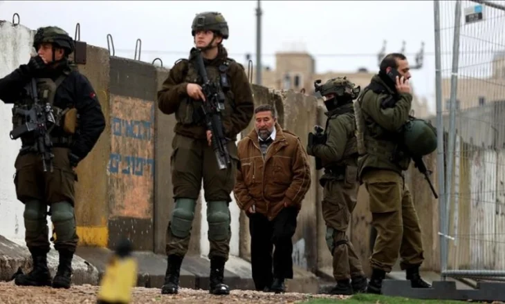 Ushtria izraelite arreston 24 palestinezë në Bregun Perëndimor, shemb shtëpitë