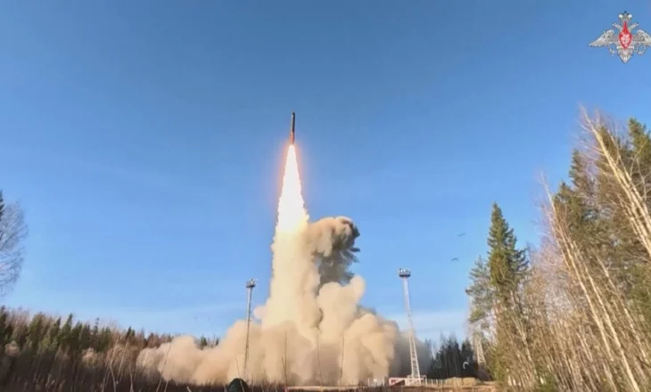 Vendimi historik i Trump, mesazh për Putin, SHBA do të testojë raketat bërthamore për herë të parë pas 30 vitesh