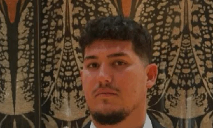 Vetëm 26 vjeç! PD zyrtarizon kandidatin për Bashkinë Tepelenë