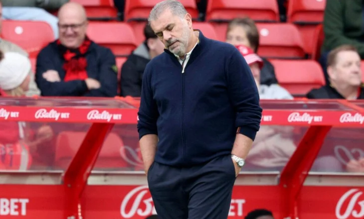 Vetëm 39 ditë në stol, klubi i Premier League shkarkon trajnerin