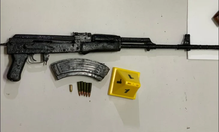 Vetëplagosje me armë zjarri në Shkodër, 30-vjeçari përfundon në spital, policia nis hetimet