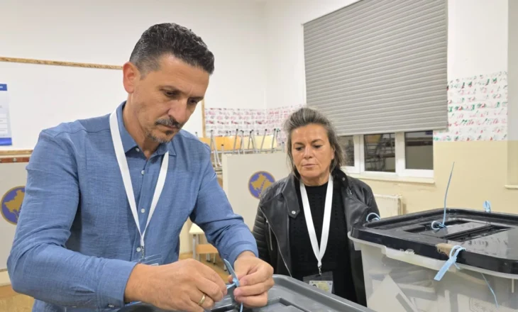 Vetëvendosje pëson humbje, fiton vetëm tre komuna në raundin e parë, rriten PDK, LDK e AAK