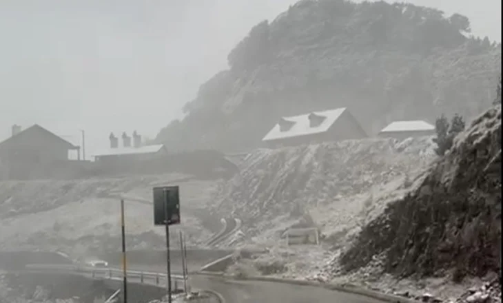 VIDEO / Dukagjini dhe Kukësi zbardhen nga dëbora, ulen ndjeshëm temperaturat