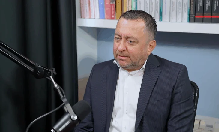 VIDEO/ Një letër nga Martin Camaj për nipin e tij në Vlorë. Gjergj Nika rrëfen origjinën dhe lidhjen e tij me shkrimtarin e famshëm