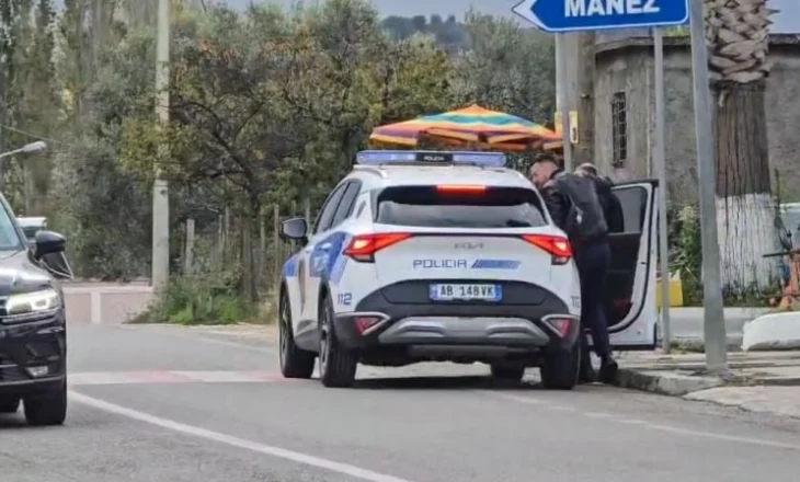 Vrasja e dyfishtë në Manëz, gjendet makina e 21 vjeçarit të arratisur/ “Me gjurmë plumbi”, ja ku e kishte fshehur..