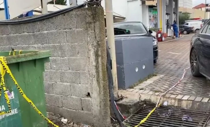 Vrasja e dyfishtë për një kafe! Gjendet makina e 21-vjeçarit të shpallur në kërkim, në mjet, gjurmë plumbi