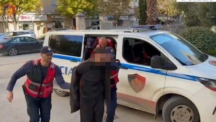 Vrau babain me thikë në Durrës, dëshmia e autorit: S’po më linte të haja bukë. Kam 6 muaj që…