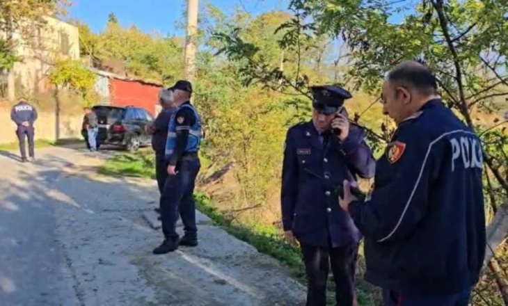 Vrau babanë me thikë/ Zbardhet dëshmia e djalit: S’më linte të haja i qetë. Nuk e di si ndodhi, mora thikën dhe…