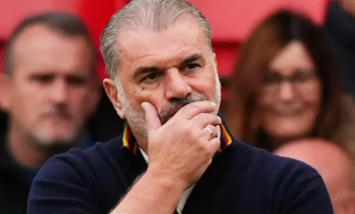 Zbulohen prapaskenat e shkarkimit të bujshëm të trajnerit në tunelin e stadiumit/ Hyri në dhomat e zhveshjes dhe…