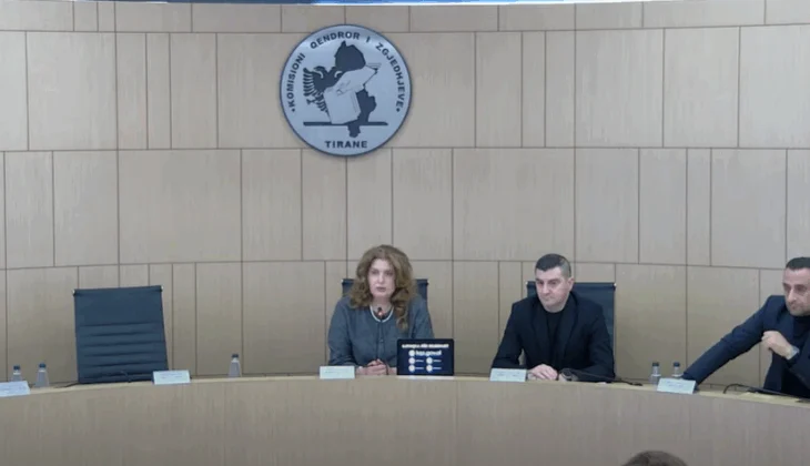 Zgjedhjet në gjashtë bashki! Mungesa e opozitës shtyn punimet e Komisionit Rregullator