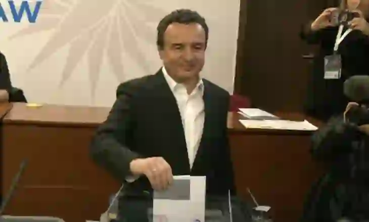 Zgjedhjet në Kosovë, voton Albin Kurti: I ftoj qytetarët të bëhen palë të interesuara në zgjidhjen e problemeve