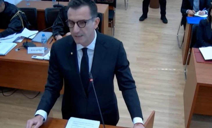 “Zoti i faltë se nuk dinë ç’bënë”/Veliaj sulmon këshilltarët socialistë: Erdhi nga bashkëpunëtorët e mi, jam fyer rëndë