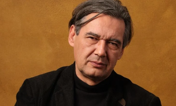 Zvonko Karanović: Qen neoni