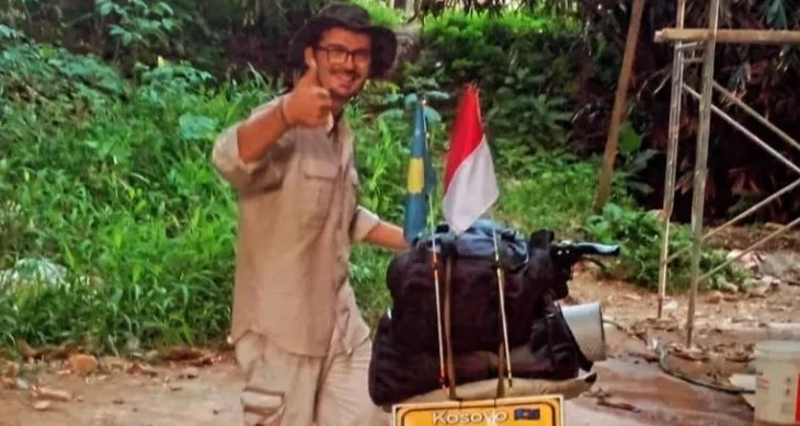 1 vit e 3 muaj udhëtim me biçikletë për dashurinë, përfundon me…