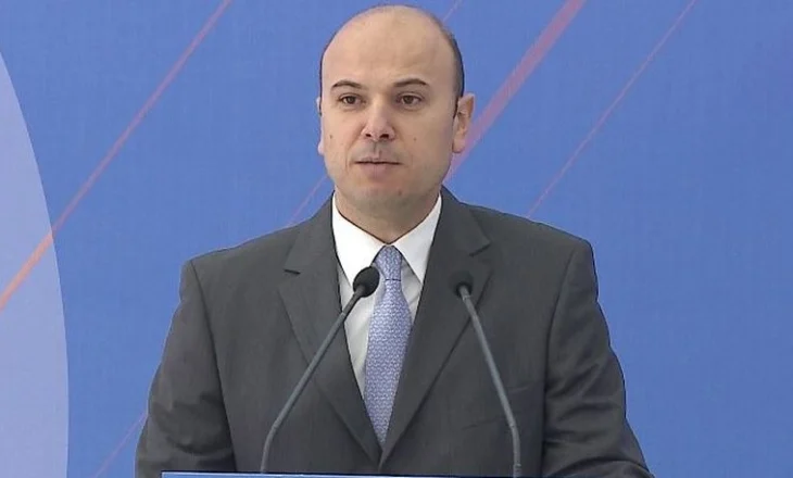 “43 ditë heshtje”,  Malltezi shpërthen ndaj KLP: Po mbrojnë shërbëtorët e Ramës