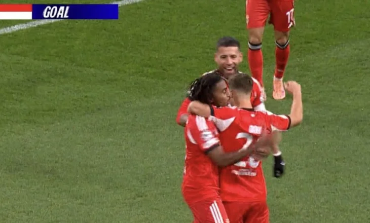 45′ e para: Ajax kurrë më parë kaq keq, mungon goli në Stamboll (video)