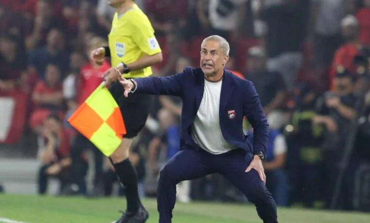 5 lojtarë rrezikojnë fazën “play-off”, Sylvinho “sakrifikon” 2 titullarë, i dërgon në tribunë