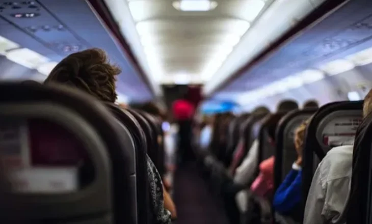 5 pasagjerë humbin ndjenjat në linjën Londër- Tiranë, avioni kthehet mbrapsht