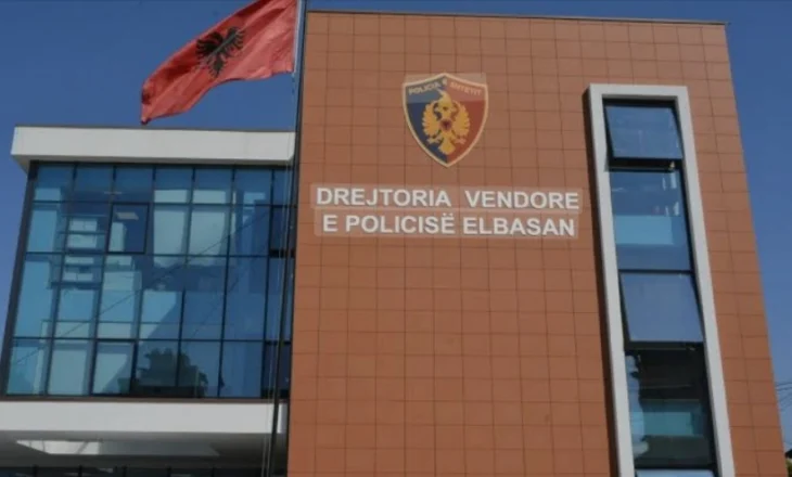 ‘500 euro të të zhbllokoj makinën’/ Pezullohet shefi i trafiqeve në Elbasan, nis hetim administrativo-penal
