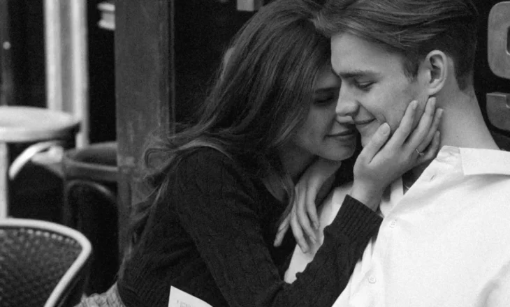 72% e meshkujve ndihen më të sigurt me të dashurën se me shokët ose familjen