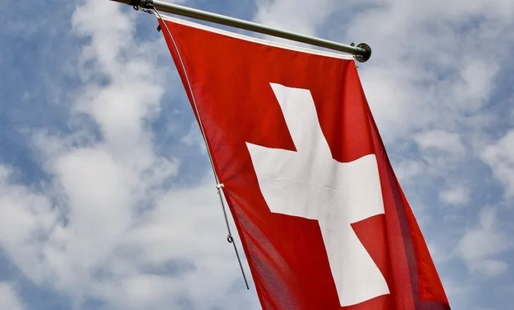 85 mijë vende pune për të huajt/ Zvicra “hap dyert” për punësim me paga deri në 6.500 euro