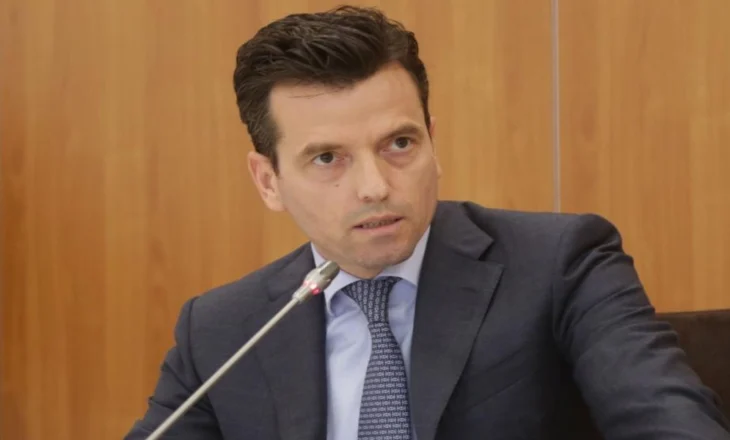 Agron Shehaj revoltohet me Gjykatën Kushtetuese pse vendosi pro Veliajt: Vendimi u ndikua nga Rama