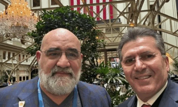 Akomodim e ‘relax’ indian për Chris LaCivita! Reagon PR: Të bësh masazh nuk është krim