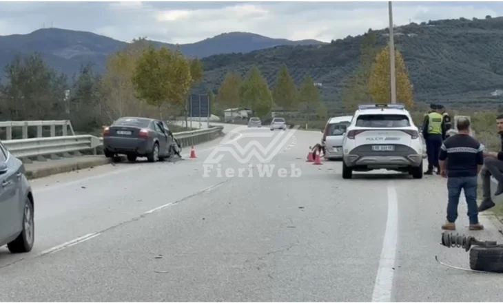 Aksident i trefishtë në aksin Levan–Tepelenë, përplasen tre automjete pranë kryqëzimit të Varibopit