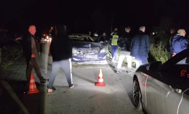 Aksident në aksin Fier–Seman: “Benz” përplas karrocën me kuaj, lëndohet drejtuesi i karrocës