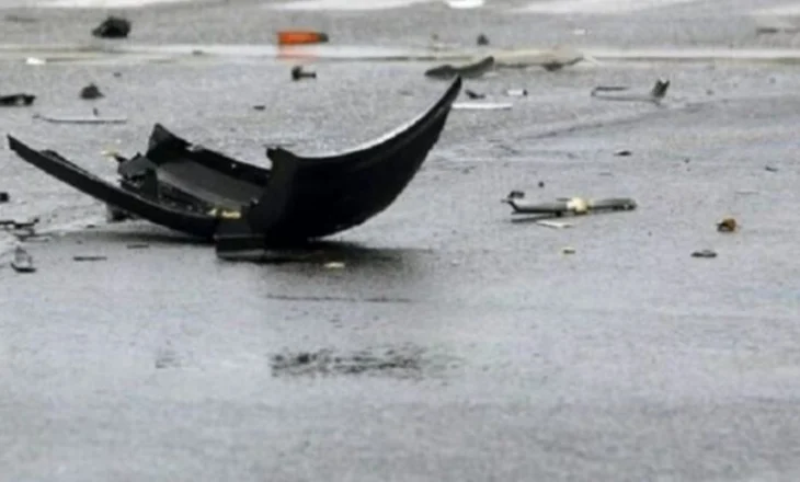 Aksident/ Plagosen drejtuesit e dy automjeteve