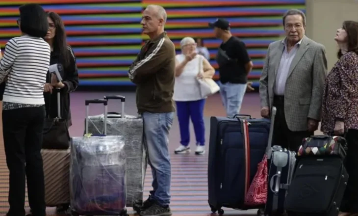 Aktivitet i shtuar ushtarak në zonë, Venezuela ndalon uljen e gjashtë linjave ajrore ndërkombëtare