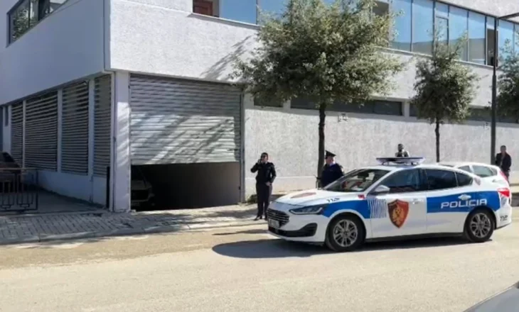 Akuzohet për vrasjen e kushëririt në fshatin Gjorm, paraqitet në Gjykatën e Vlorës Bertil Alliaj