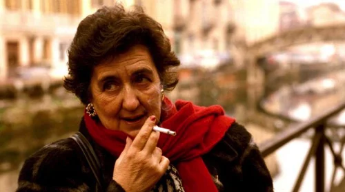 Alda Merini: Nuk ta sjellin arsimi dhe diplomët njerëzillëkun…