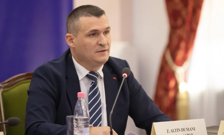 Altin Dumani drejt largimit nga Shqipëria? Gazetarja bën deklaratën e fortë: Do të iki sapo t’i përfundojë…