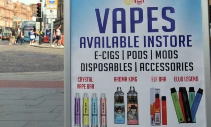 Analiza: Si ndalimi i cigareve elektronike në Britani ndihmon përpjekjet e Ukrainës në luftë