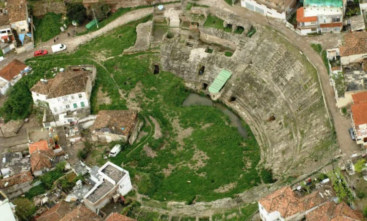 Arena 2700-vjeçare: Ne si shqiptarë, kemi amfiteatrin më të madh në Ballkan!