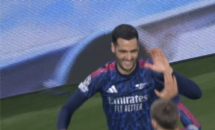Arsenal e nis mbarë pjesën e dytë. Kombinim perfekt mes dy sulmuesve, finalizon Merino (video)