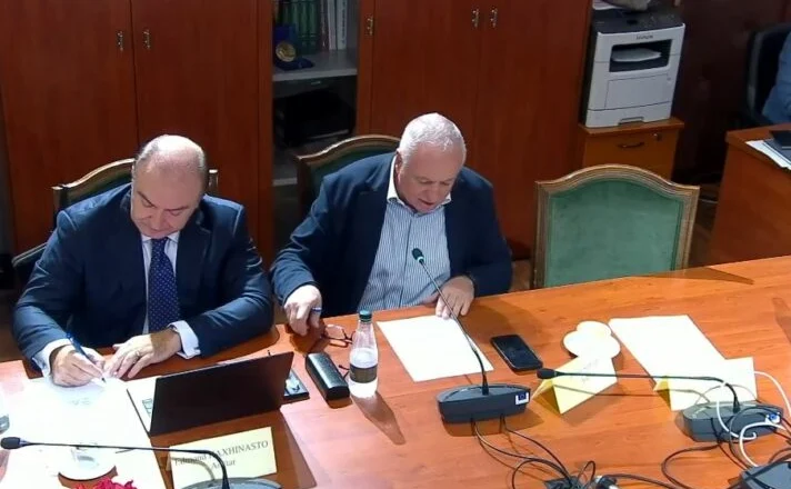 ‘Atentat ndaj vlerave njerëzore’, Shehu del kundër ligjit për barazinë gjinore, Balla i kthehet ashpër: Dezinformator!