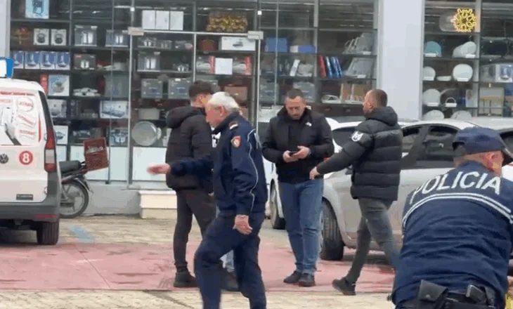 Atentati në Lushnjë/ Në 10 sekonda u qëllua gjashtë herë, 18 të shoqëruar nga policia