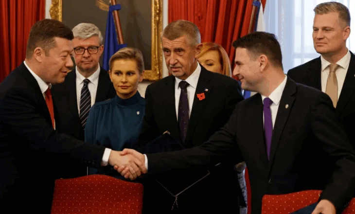 Babish nënshkruan marrëveshje koalicioni me parti euroskeptike