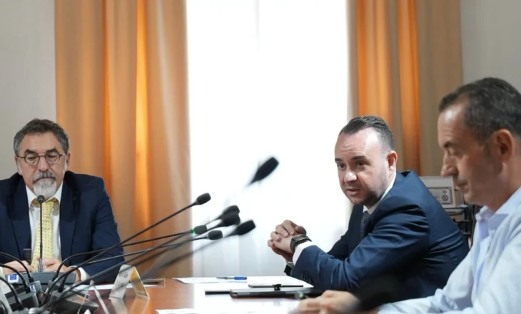 Balliu akuza kreut të policisë në Komisionin e Sigurisë: Po dekonspirohen operacionet, në aeroport nuk u gjend një polic…