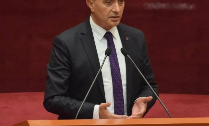 “Balluku është masha, Rama autori i aferës”/ Deputeti në Kuvend me tone të ashpra: SPAK t’i vërë shiritin rrethues…