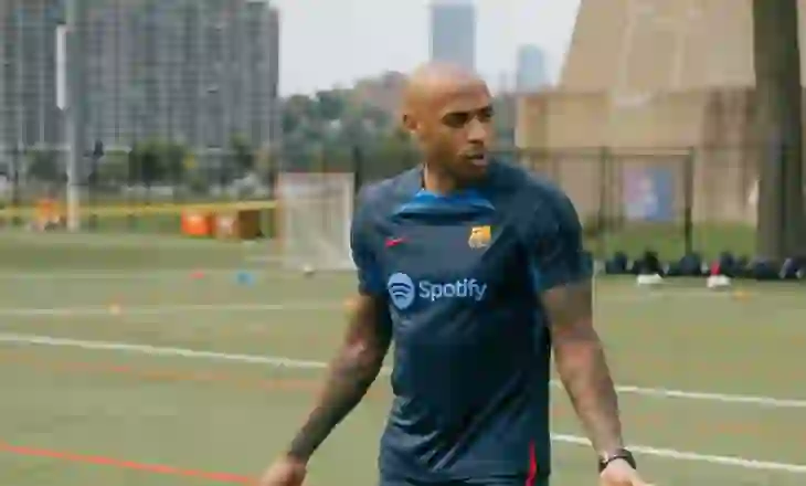 Barazimi ndaj Brugge, Henry i ashpër me Barcelonën: Paraqitje e dobët