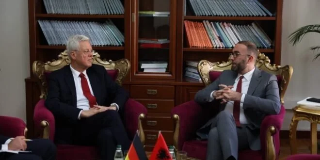 Bardhi me Ambasadorin gjerman: Shqipërisë i duhen zgjedhje të lira, rasti Balluku…